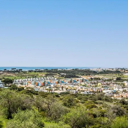 Flat With Pool Marina And Sea View דירה