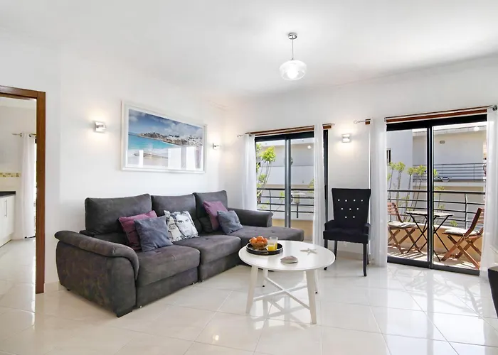 Flat With Pool Marina And Sea View 알부페이라