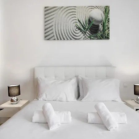 Flat With Pool Marina And Sea View Апартаменты *