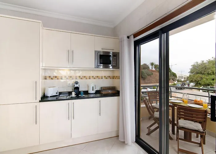 公寓 Flat With Pool Marina And Sea View *